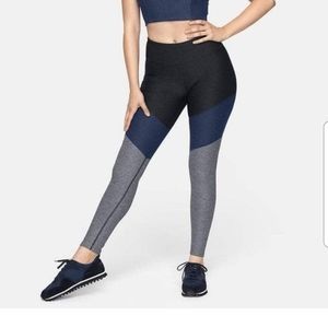 Outdoor voices 7/8 spring leggings, size medium (F